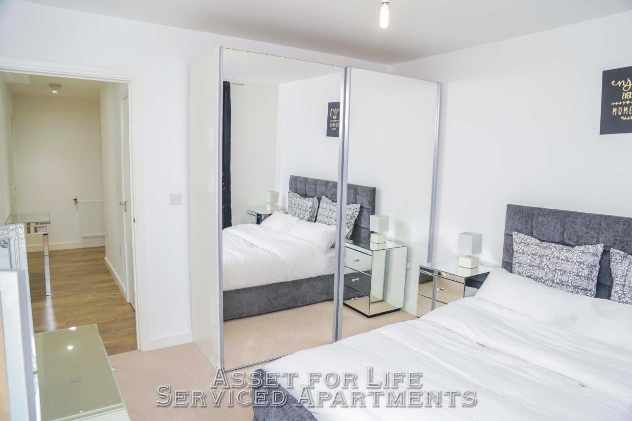 Pontoon Dock Key Workers Apartment لندن المظهر الخارجي الصورة