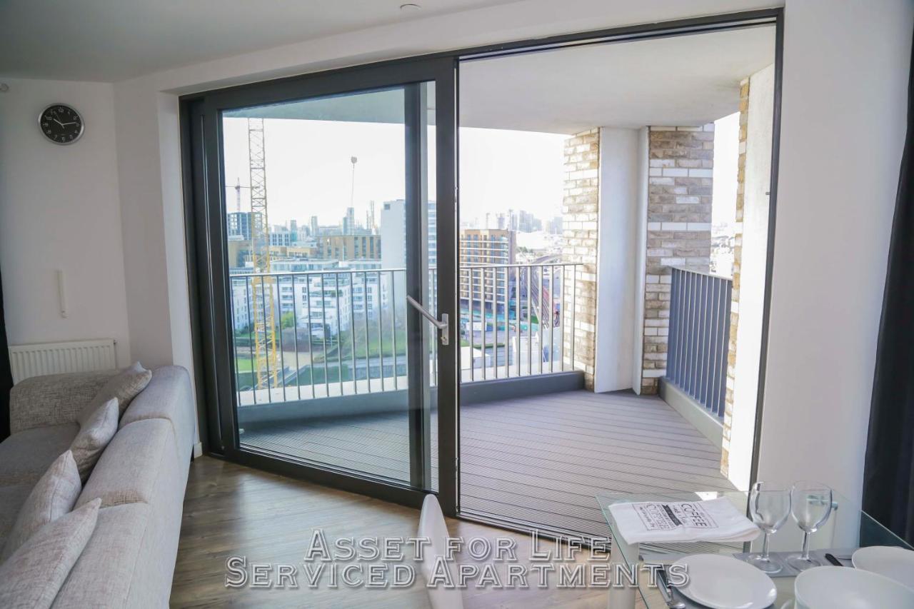 Pontoon Dock Key Workers Apartment لندن المظهر الخارجي الصورة