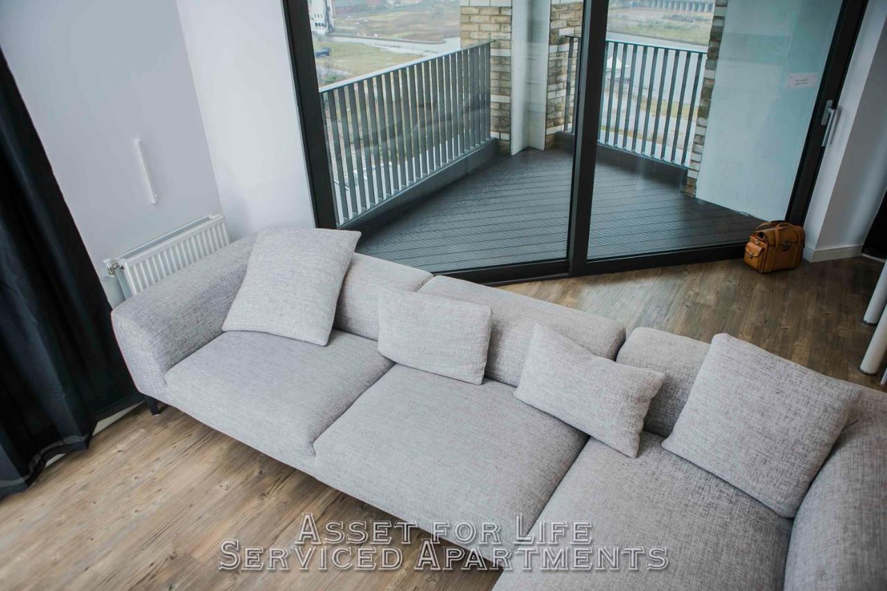 Pontoon Dock Key Workers Apartment لندن المظهر الخارجي الصورة